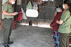 Bình Định: Khởi tố nhóm người trong đường dây làm giả 17 sổ đỏ