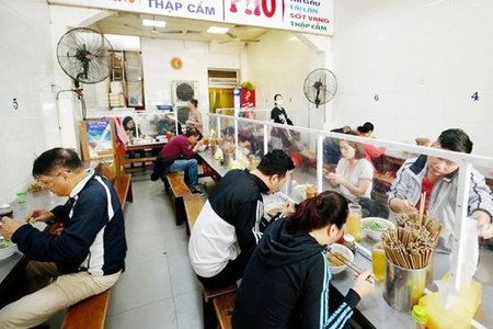 Hà Nội: Nhà hàng, quán ăn được phép hoạt động sau 21h