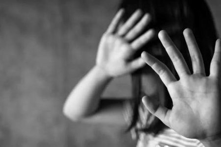 Vĩnh Phúc: Điều tra nghi án bé gái 15 tuổi bị hãm hiếp, ép phục vụ quán karaoke