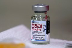 Mới: Bộ Y tế bổ sung liều tiêm 0,25ml đối với vaccine Moderna