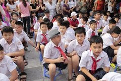 Hà Nội cho học sinh từ lớp 1 đến lớp 6 đi học trực tiếp từ ngày 6/4