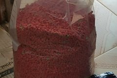 Phát hiện túi nylon chứa 72.000 viên ma túy tổng hợp bên đường