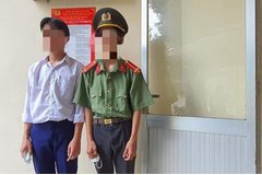 Bắt thiếu niên giả mạo công an đi thu tiền ở Tây Ninh