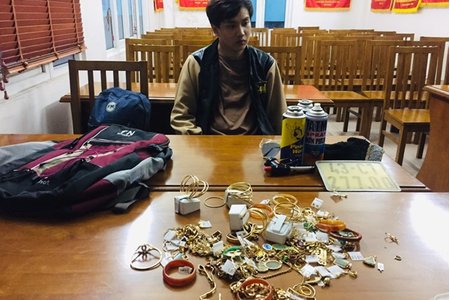 Quảng Nam: Bắt thanh niên đột nhập tiệm vàng, phá két sắt trộm hơn 1 tỷ đồng