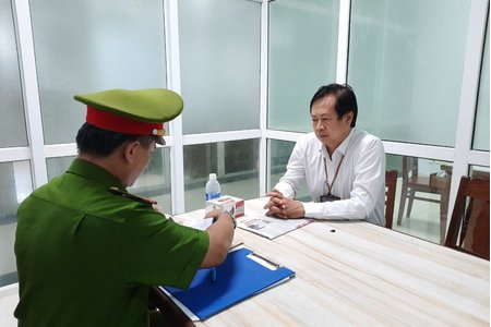 Khởi tố, bắt tạm giam Giám đốc CDC Đà Nẵng vì tội Tham ô tài sản