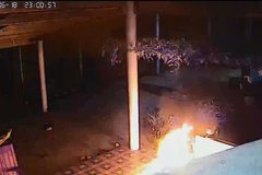 Bình Định: Nhà dân phát nổ giữa đêm, nghi bị ném bom xăng