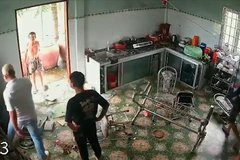 Bắt tạm giam 2 đối tượng đập phá nhà dân ở Long An