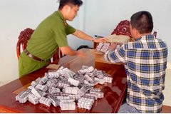 An Giang: Phát hiện 30.000 viên thuốc tân dược nghi nhập lậu
