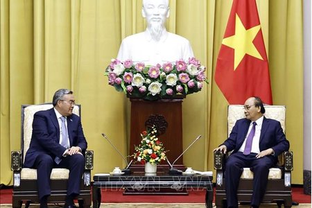 Chủ tịch nước Nguyễn Xuân Phúc tiếp Phó Thủ tướng, Bộ trưởng Ngoại giao Kazakhstan