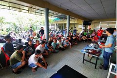 Triệt phá tụ điểm đá gà qua mạng, thu giữ số tiền lớn