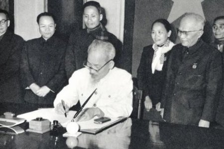 Tư tưởng Hồ Chí Minh về Nhà nước pháp quyền: 'Đích cuối cùng là mang lại ấm no, hạnh phúc cho đồng bào'