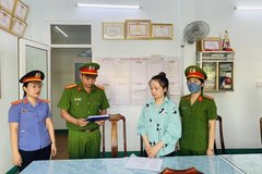 Khởi tố 'nữ quái' làm giả con dấu, lừa đảo chiếm đoạt hơn 50 tỷ đồng
