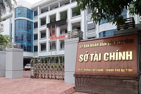 Bắt Giám đốc Trung tâm Tư vấn và Dịch vụ Tài chính công tỉnh Hà Tĩnh