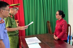 Khởi tố 'nữ quái' lừa chạy việc cho gần 50 người để chiếm đoạt tài sản