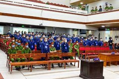 Xét xử đại án buôn lậu hơn 200 triệu lít xăng tại tỉnh Đồng Nai