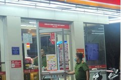 Hà Nội: Phát hiện thi thể nam trong nhà vệ sinh khoá trái ở cửa hàng Circle K