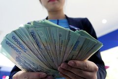 Từ ngày 1/1/2023, cử nhân luật và xây dựng có thể làm công chức ngân hàng