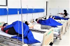 Vụ 600 học sinh ngộ độc, 1 em tử vong tại trường iSchool Nha Trang: Trách nhiệm thuộc về ai?