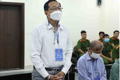 Cựu Thứ trưởng Bộ Y tế Cao Minh Quang bị đề nghị mức án từ 30 - 36 tháng tù treo