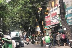 Hà Nội: Điều tra vụ người phụ nữ bị đâm tử vong trên phố Hoàng Hoa Thám