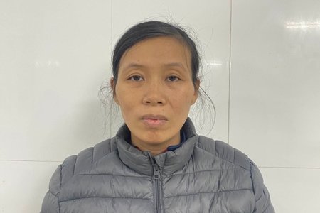 Hà Nội: Mẹ ruột dùng muôi múc canh đánh con trai 6 tuổi tử vong
