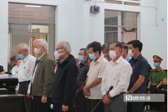 13 cựu quan chức tỉnh Khánh Hòa bị đề nghị mức án từ 2-8 năm tù