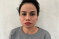 Tạm giữ chủ đại lý vé máy bay chuyên cho tiểu thương nghèo vay lãi nặng