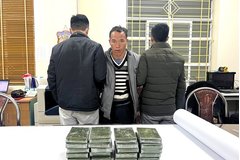 Lào Cai: Bắt đối tượng vận chuyển trái phép 20 bánh heroin