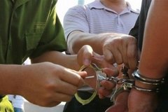 Bắt 2 Phó giám đốc Văn phòng đăng ký đất đai ở Hưng Yên