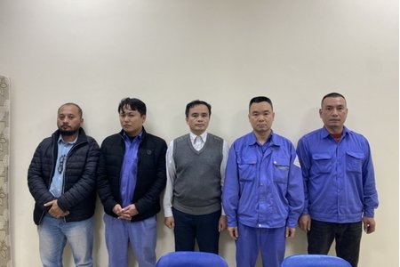 Hà Nội: Khởi tố, bắt tạm giam Giám đốc Trung tâm đăng kiểm 29-01S
