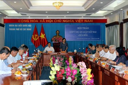 Đoàn đại biểu Quốc hội TP Hồ Chí Minh lấy ý kiến Dự thảo Luật Đất đai (sửa đổi)
