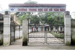 Tạm giữ thầy giáo bị tố xâm hại tình dục nữ sinh lớp 9 ở Nghệ An