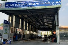Bắt Giám đốc và 4 cán bộ Trung tâm đăng kiểm ở Bình Dương