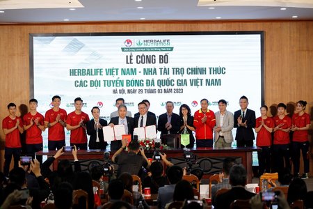 Herbalife Việt Nam và LĐBĐVN hợp tác vì tương lai bóng đá nước nhà