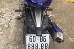 Vụ bấm 4 biển số đẹp: Đình chỉ công tác thêm một cảnh sát giao thông
