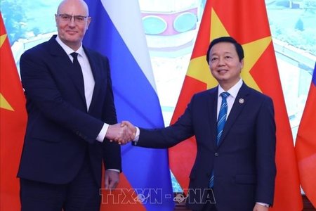 Mở rộng và làm sâu sắc hơn nữa mối quan hệ Đối tác chiến lược toàn diện Việt Nam - Nga