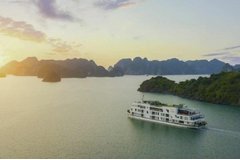 Xác minh tin nữ du khách nước ngoài bị xâm hại trên du thuyền