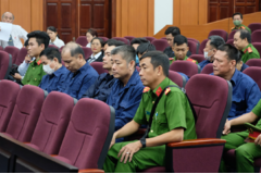 Vụ buôn lậu 200 triệu lít xăng dầu: 2 'ông trùm' được giảm án