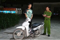 Ninh Bình: Bắt đối tượng cướp tài sản của du khách nước ngoài