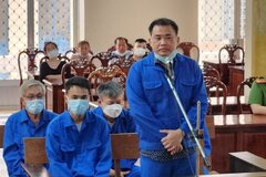 Án tù cho 5 bị cáo vụ chi 20 tỷ đồng 'chạy điều chuyển' ông Đinh Văn Nơi