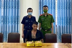 Nghệ An: Khởi tố đối tượng vận chuyển 2kg ma túy để lấy 10 triệu đồng