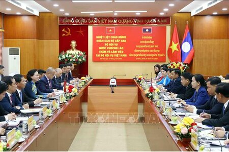 Thúc đẩy hợp tác trong lĩnh vực nội vụ giữa Việt Nam và Lào