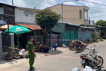 Con trai dùng dao sát hại cha ruột ở Bình Thuận