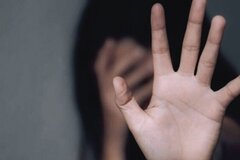Bắt tạm giam thầy giáo dạy Toán dâm ô nữ sinh lớp 6
