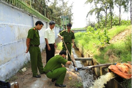 Kiểm định nước thải phục vụ công tác phòng ngừa, xử lý vi phạm về bảo vệ môi trường