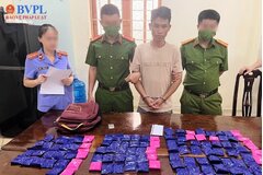 Nghệ An: Bắt đối tượng mua bán trái phép 24.000 viên hồng phiến