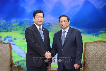 Thủ tướng Phạm Minh Chính tiếp Thống đốc tỉnh Kagoshima của Nhật Bản