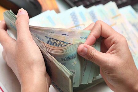 Từ ngày 1/7, mức lương Chủ tịch UBND quận tại Hà Nội là bao nhiêu?