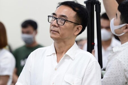 Cựu Phó Cục trưởng Trần Hùng lĩnh án 9 năm tù về tội nhận hối lộ