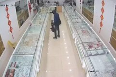 Truy bắt đối tượng dùng búa cướp tiệm vàng ở Hưng Yên